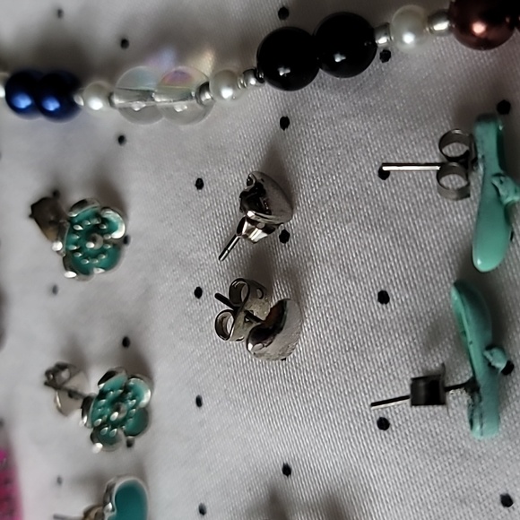 Lot of 30 children's jewellery (7 bracelets, 10 earring sets,7 Rings,4 Pendants) - Picture 7 of 17